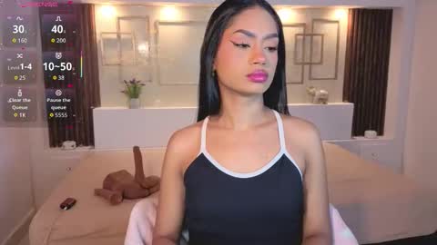 Chloe Moon online show from 7, 10, 2025