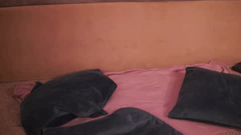 Chlo online show from 22, 3, 2026