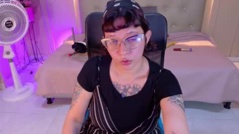 Chloe rosse online show from 18, 3, 2026