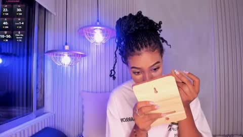 CHLOE  online show from 4, 12, 2024