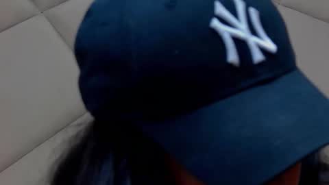 Chloe Vee online show from 12, 9, 2025