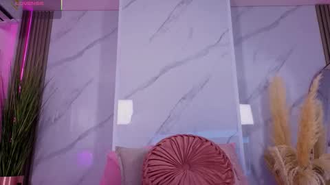 Snapshot of chlooee_ chatting on 20, 10, 2025 Chlooe online show from 20, 10, 2025