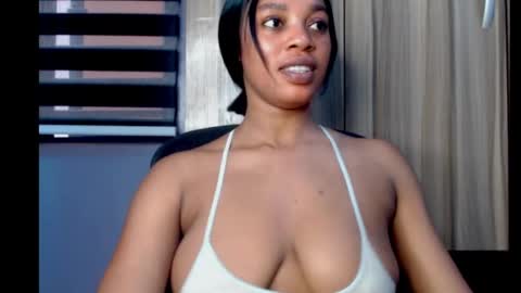 Snapshot of choco_chocox chatting on 10, 1, 2025 ESTHER online show from 10, 1, 2025