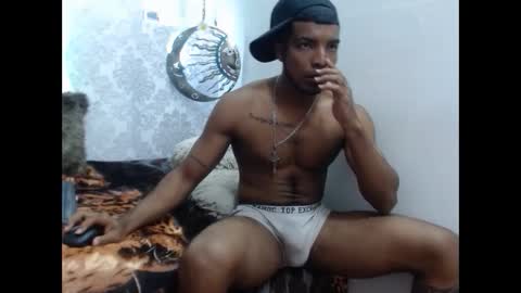 Snapshot of choco_hornyx18 chatting on 2, 10, 2025 Choco online show from 2, 10, 2025