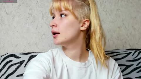 Snapshot of choco_meowx chatting on 19, 3, 2026 choco_meowx online show from 19, 3, 2026