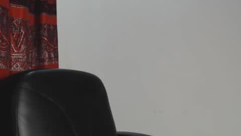 choco_petitqueen online show from 9, 12, 2024