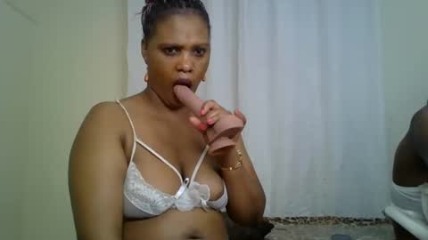 VIOLET online show from 10, 2, 2025