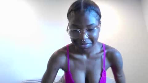 Aaliyah Marie online show from 7, 4, 2026