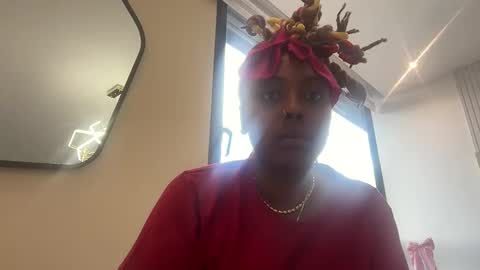 ChocolateCakeQueen online show from 20, 12, 2024