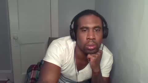 chocolatedolla online show from 23, 2, 2025