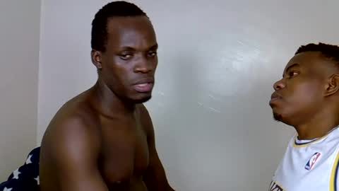 Snapshot of chocolateguys chatting on 19, 6, 2026 RonaldNicholas online show from 19, 6, 2026