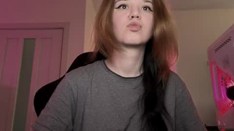 Snapshot of choimia chatting on 9, 4, 2026 Lissa online show from 9, 4, 2026