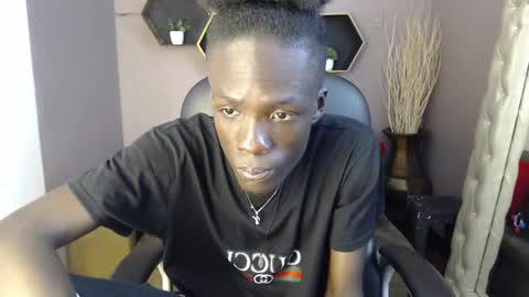 Chombo online show from 12, 12, 2024