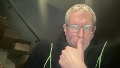 Snapshot of choupipat1 chatting on 19, 1, 2026 choupipat1 online show from 19, 1, 2026