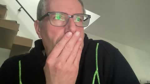 Snapshot of choupipat1 chatting on 4, 2, 2026 choupipat1 online show from 4, 2, 2026