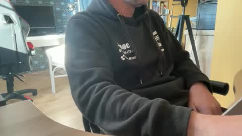 Snapshot of chris13abcd chatting on 1, 4, 2026 chris13abcd online show from 1, 4, 2026