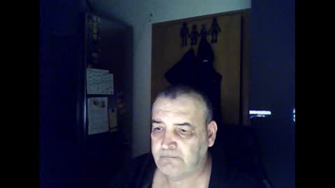 Snapshot of chris250268 chatting on 1, 1, 2025 Chris online show from 1, 1, 2025