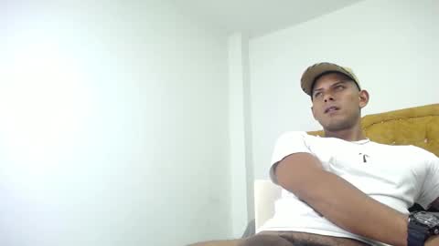chris_dick2 online show from 14, 4, 2026