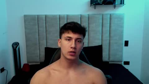 Snapshot of chris_morgannn chatting on 2, 1, 2025 chris_morgannn online show from 2, 1, 2025
