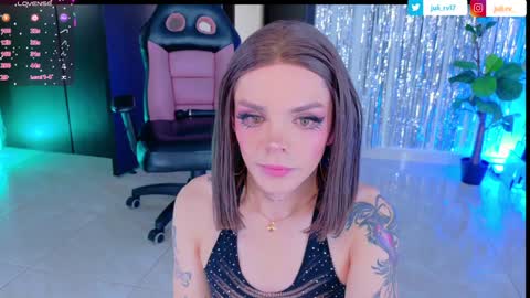 Snapshot of chris_parker01 chatting on 14, 1, 2025 juli   Instagram july rv17 - Twitter juli rv17     online show from 14, 1, 2025
