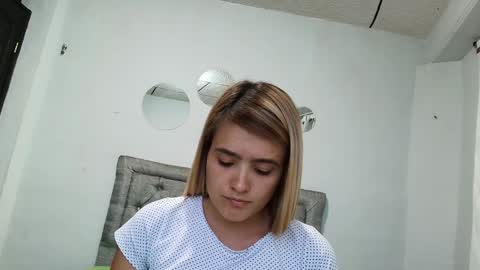 Yarixa online show from 5, 1, 2025