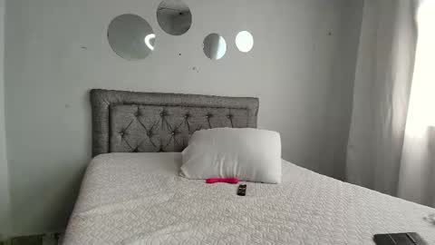 Yarixa online show from 3, 3, 2025