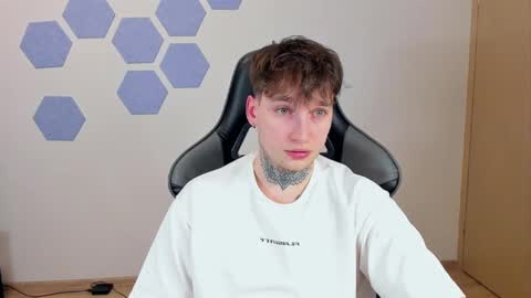 Chris Tyson online show from 6, 1, 2025