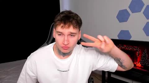 Chris Tyson online show from 14, 12, 2025