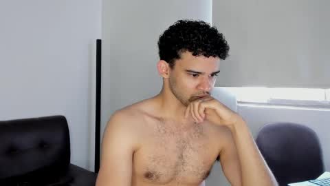 Snapshot of chrisandrew_ chatting on 17, 10, 2025 Im Chirs IM MODEL INDEPENDT online show from 17, 10, 2025