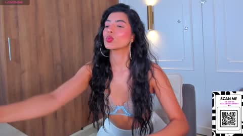 Chrishell online show from 3, 2, 2025