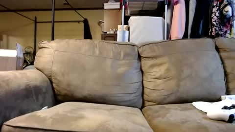 Snapshot of chrisintn chatting on 20, 10, 2025 chrisintn online show from 20, 10, 2025