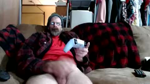 Snapshot of chrisintn chatting on 7, 11, 2025 chrisintn online show from 7, 11, 2025