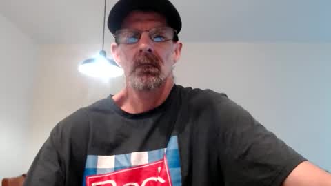 Snapshot of chrisintn chatting on 21, 5, 2026 chrisintn online show from 21, 5, 2026