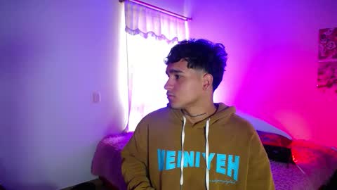 Snapshot of chriss_wg_ chatting on 13, 2, 2026 Christian Wang online show from 13, 2, 2026