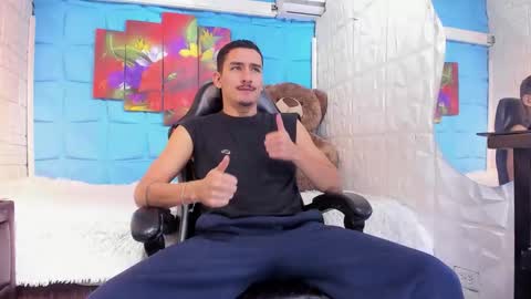 chrissevanss online show from 2, 2, 2026