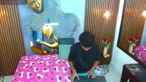 chrisshottx online show from 15, 6, 2026