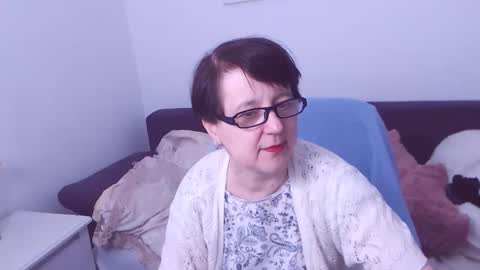 Christa online show from 6, 12, 2024
