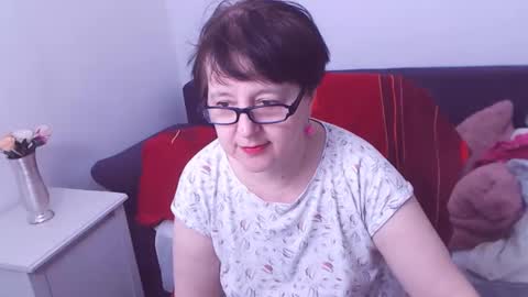 Christa online show from 8, 12, 2024