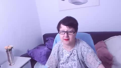 Christa online show from 7, 11, 2025