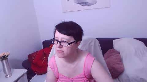 Christa online show from 7, 6, 2026
