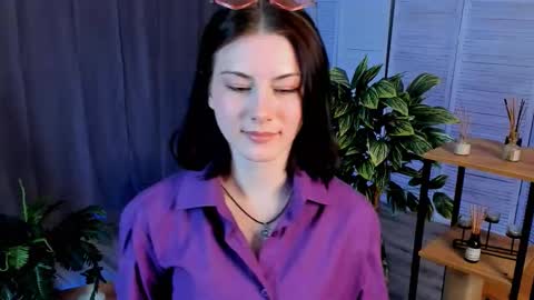 christaschrecongost online show from 1, 3, 2026