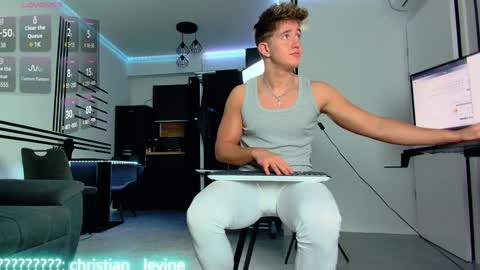 UPVOTE ME ------  ILL DO SOMETHING FOR FREE online show from 19, 1, 2025