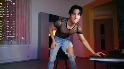 UPVOTE ME ------  ILL DO SOMETHING FOR FREE online show from 12, 5, 2026