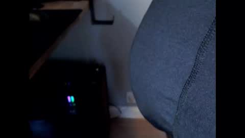 Chris online show from 12, 10, 2025