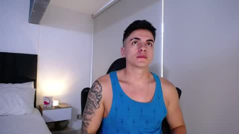 Snapshot of christianvalenzia chatting on 17, 12, 2025 Christian online show from 17, 12, 2025