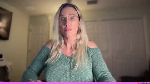 Snapshot of christinabruce chatting on 5, 2, 2026 Chris Tina Bruce online show from 5, 2, 2026