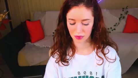 christinaconteeree online show from 8, 3, 2026