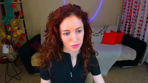 christinaconteeree online show from 9, 3, 2026