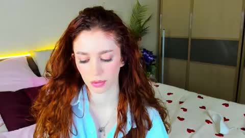 christinaconteeree online show from 14, 3, 2026