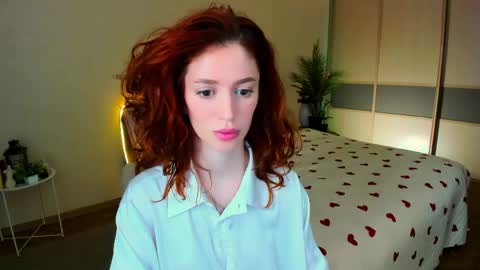 christinaconteeree online show from 29, 5, 2026